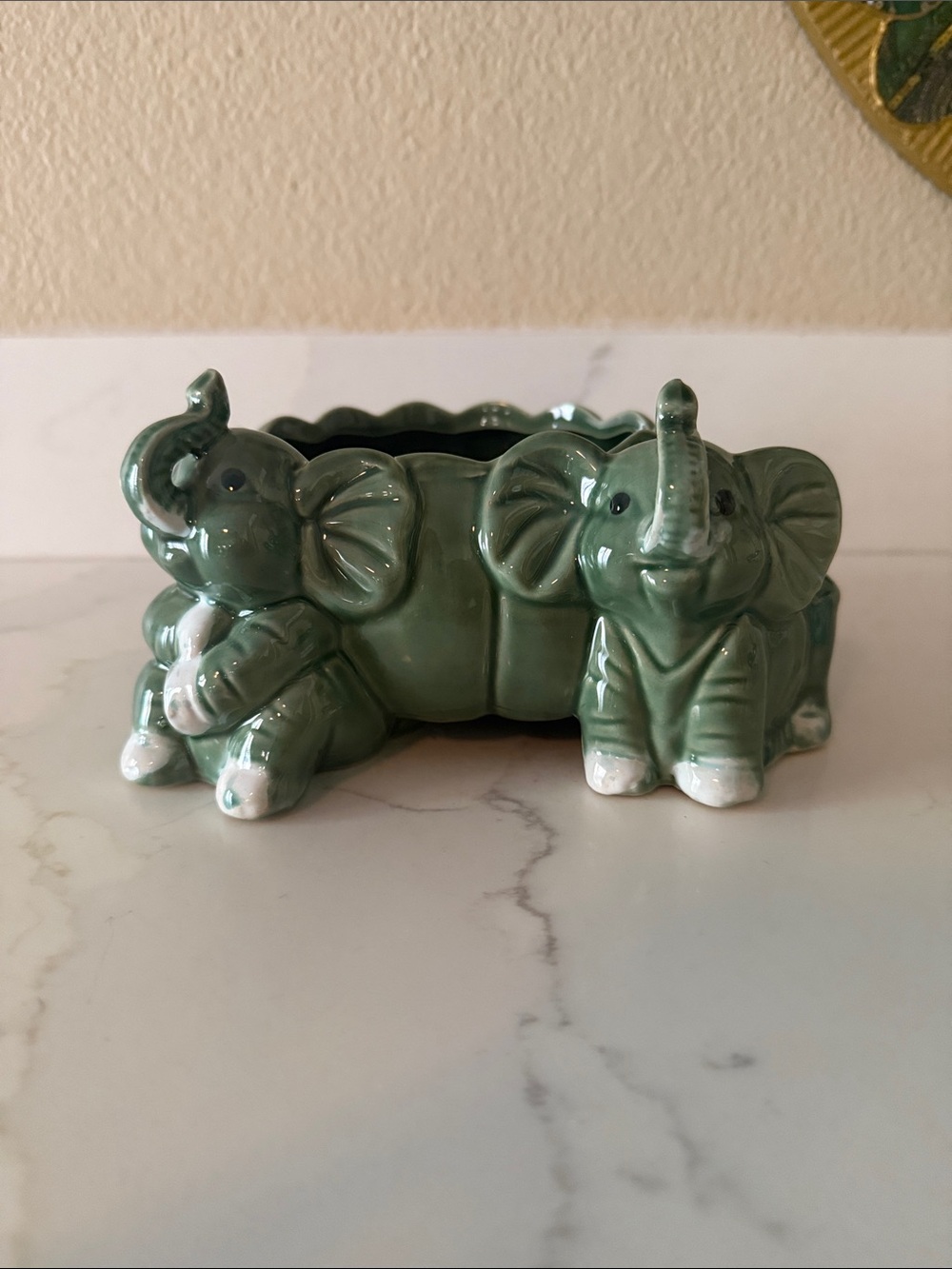 Majolica Style Planter Ceramic Elephant - Picture 7 of 7